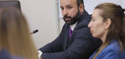 ՔՊ-ականներն իրար են ուտում. Հրապարակ