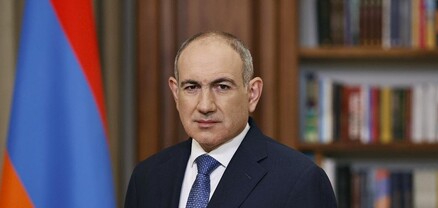 Հարցնողը կա՛մ ավանակ է, կա՛մ գործակալ․ Փաշինյանը գրառում է արել