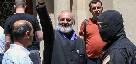 Բագրատ Սրբազանին մեղադրանք է առաջադրվել. փաստաբան