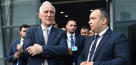 ՀՀ նախագահը այցելել է Կապանի օդանավակայան, ծանոթացել տեխնիկական զինվածությանը