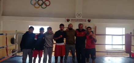 Գյումրիի բռնցքամարտի մարզադպրոցը լուծարվել է, մարզիչները հերթով ազատման դիմումներ են գրել