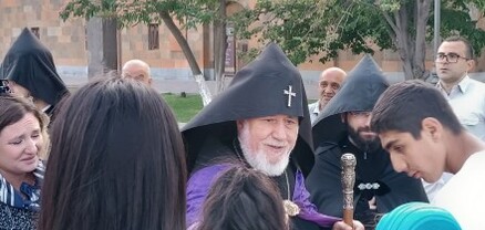 Կաթողիկոսի հանդիսապետությամբ մատուցվեց պատարագ՝ գերիների ազատության, երկրի խաղաղության համար