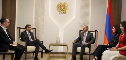 ՀՀ ԱԽ քարտուղարն ընդունել է Միացյալ Թագավորության դեսպան Ջոն Գալագերին