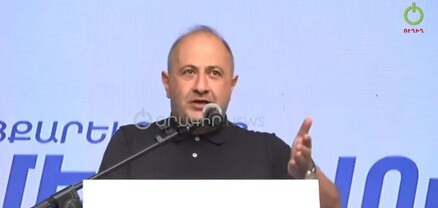 Ազգային բարերարի ձևը եկեղեցի սարքելն ու վերանորոգելն է, դրա հակառակ ձևը եկեղեցին թշնամու ավերածություններին հանձնելն է. Մելքոնյան