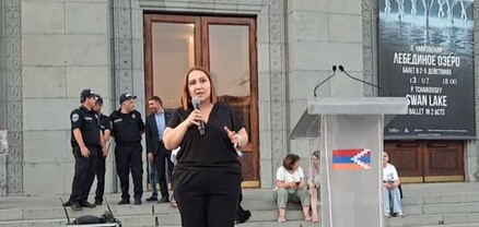 Շարունակեք մնալ հրապարակում․ արցախցիները նստացույց են սկսում