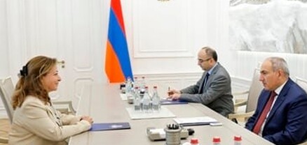 Վարչապետը հրաժեշտի հանդիպում է  ունեցել Լիբանանի դեսպանի հետ