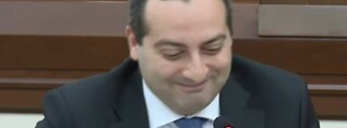 Ոչ թե Շառլ Ազնավուրի պատրաստման, այլ՝ արձանի. Ավինյանն ուղղեց փոխքաղաքապետին