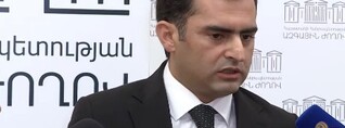 Գնացել, միջամտել եմ, որպեսզի հանդարտեցնեմ. Հակոբ Արշակյանը՝ ԱԺ քաշքշուկի մասին