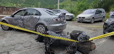 Վանաձորում բախվել են Mazda-ն ու մոտոցիկլը. սկսվել է դիզվառելիքի արտահոսք. մոտոցիկլավարը հոսպիտալացվել է