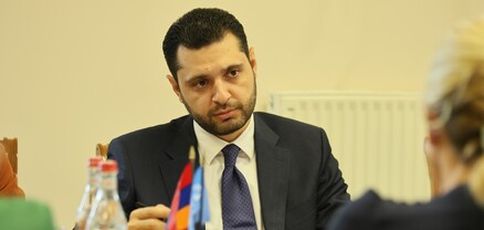 Համբարձում Մաթևոսյանը և Ֆրանսուազ Ժակոբը քննարկել են Հայաստանում կայանալիք COP17-ի կազմակերպչական հարցեր