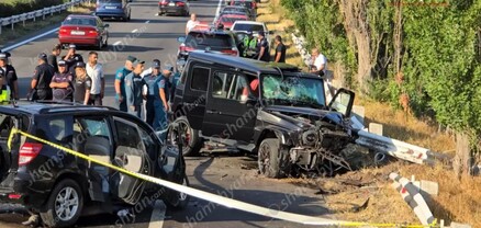 Մանրամասներ՝ «Mercedes G500»-ի և «Toyota RAV4»-ի ողբերգական ավտովթարից. «Mercedes»-ում ընտանիքի անդամներ են եղել. shamshyan.com