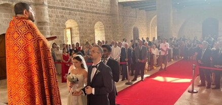 Թուրքիայի Սուրբ Երրորդություն հայկական եկեղեցում տեղի է ունեցել պսակադրության արարողություն