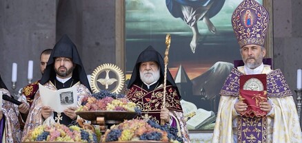 Սուրբ Աստվածածնի Վերափոխման տոնը՝ Մայր Աթոռ Սուրբ Էջմիածնում