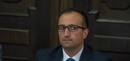 Արսեն Թորոսյանը վայր է դնում պատգամավորական մանդատը․ Sputnik Արմենիա