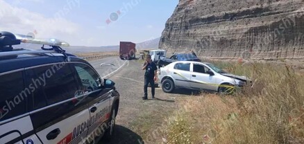 Երևան-Մեղրի ճանապարհին բախվել են «Opel Astra»-ն և իրանական բեռնատարը․ կա 3 վիրավոր․ shamshyan.com