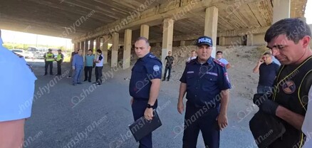 Պռոշյանում «Չաղ Ռուստամի» տան դիմաց զինված «ռազբորկայի» հետևանքով հիվանդանոց տեղափոխված 24-ամյա տղան մահացել է. shamshyan.com