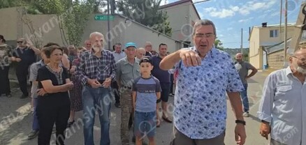 Ձորաղբյուրի հազարավոր բնակիչներ պահանջում են լուծել տրանսպորտի և խմելու  ջրի խնդիրը, հակառակ դեպքում ճանապարհ կփակեն