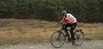 Սեպտեմբերյան ագրեսիայի 3-րդ տարելիցի օրը Փաշինյանը հեծանվավազքի մրցաշար է անցկացնում