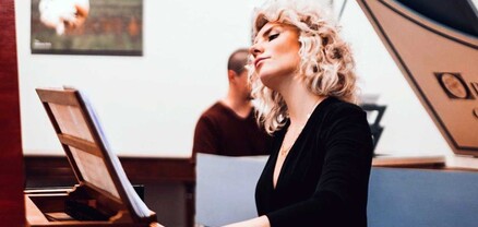 Թուրք դաշնակահարուհին կատարել է Առնո Բաբաջանյանի «Էլեգիա» ստեղծագործությունը. տեսանյութ