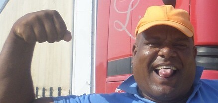 Եգիպտացի մարզիկը ատամներով քաշեց 700 տոննա կշռող նավն ու սահմանեց Գինեսի ռեկորդ