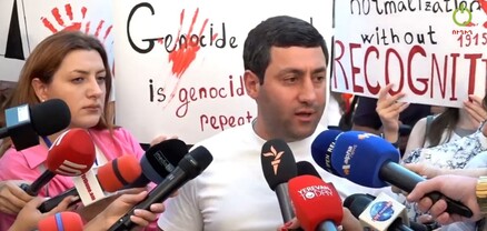 Մենք ուզում էինք հանդիպել թուրք բանագնացին և նրան ուղեկցել Ծիծեռնակաբերդ, Ցեղասպանության թանգարան, «Եռաբլուր»