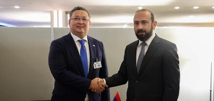 Մենք առանձնահատուկ կարևորություն ենք տալիս Ղազախստանի հետ փոխգործակցությանը. Միրզոյանը՝ Մուրատ Նուրտլեուին