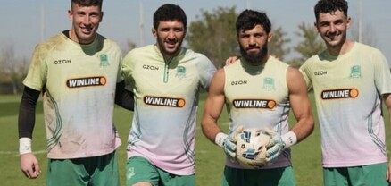 Ինչպես է Ծառուկյանը մարզվում Սպերցյանի և թիմակիցների հետ ու գոլեր խփում 11 մետրանոցից