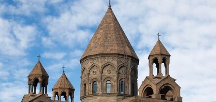 Մայր Աթոռ Սուրբ Էջմիածինը չի կարող լինել որևէ քաղաքական ուժի քարոզչական հարթակ. այն քաղաքական շահարկումների վայր չէ. Տեր Եսայի քահանա