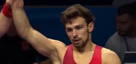 Արսեն Հարությունյանը 1/4 եզրափակչում է. Ըմբշամարտի ԱԱ