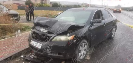Սևան-Մարտունի ավտոճանապարհին բախվել են «Toyota Camry»-ն և «Լադա»-ն․ կան վիրավորներ. shamshyan.com