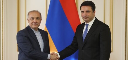 Ալեն Սիմոնյանն ու Իրանի դեսպանը քննարկել են տարածաշրջանային վերջին զարգացումները