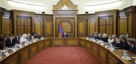 Փաշինյանը հանդիպում է ունեցել ՆԱՏՕ-ում հավատարմագրված դեսպանների հետ