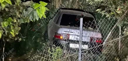 Արմավիրի մարզում «ՎԱԶ 21102»-ը վրաերթի է ենթարկել հետիոտնին և հայտնվել բնակչի տան հողամասում. վիրավորը մահացել է. shamshyan.com