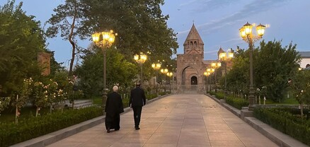 Հաշվի առնելով ՀԱԵ-ի դերը հայկական ինքնության պահպանման հարցում՝ ՀԲԸՄ-ն զսպվածության և ազգային միասնության կոչ է անում