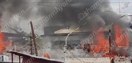 Հրշեջ-փրկարարները մարել են Մալաթիա տոնավաճառում բռնկված հրդեհը