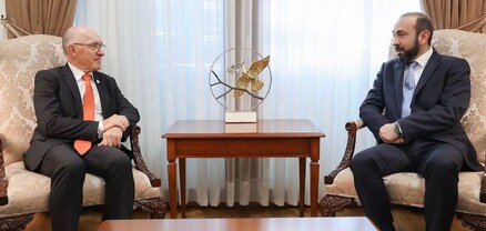 Արարատ Միրզոյանը և Ռոբերտ Ֆլոյդը մտքեր են փոխանակել միջազգային գործընթացների շուրջ