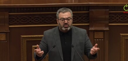 Գառնիկ Դանիելյանի ծնունդն է․ ԱԺ-ում շնորհավորեցին ու հաջողություններ մաղթեցին