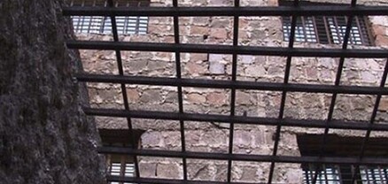 «Արթիկ» ՔԿՀ-ում ազատազրկված անձինք ցուցաբերել են ագրեսիվ վարքագիծ՝ ֆիզիկական ուժ գործադրելով ծառայողների նկատմամբ