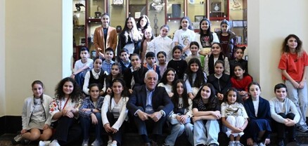 ՀՀ նախագահի նստավայրում կայացել է Հայաստանի անկախության 34-ամյակին նվիրված ցուցահանդես