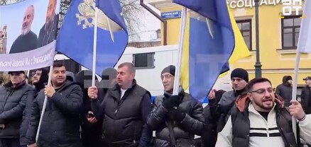 Մոսկվայում՝ ՀՀ դեսպանատան մոտ, քաղաքացիները բողnքի ցnւյց են կազմակերպել՝ հաջակցություն Սամվել Կարապետյանի և հոգևորականների