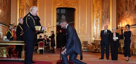 Չարլզ 3-րդ թագավորը Դևիդ Բեքհեմին ասպետի կոչում է շնորհել