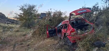 Արագածոտնի մարզում բախվել են բեռնատարը և «Opel Astra»-ն․ հայրը և 2 անչափահաս երեխաները տեղափոխվել են հիվանդանոց․ shamshyan.com