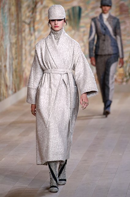 Բարձր նորաձևության շաբաթ Փարիզում․ Ջենիֆեր Լոուրենսը, Մոնիկա Բելուչին, Կարա Դելևինը` Dior-ի ցուցադրությանը