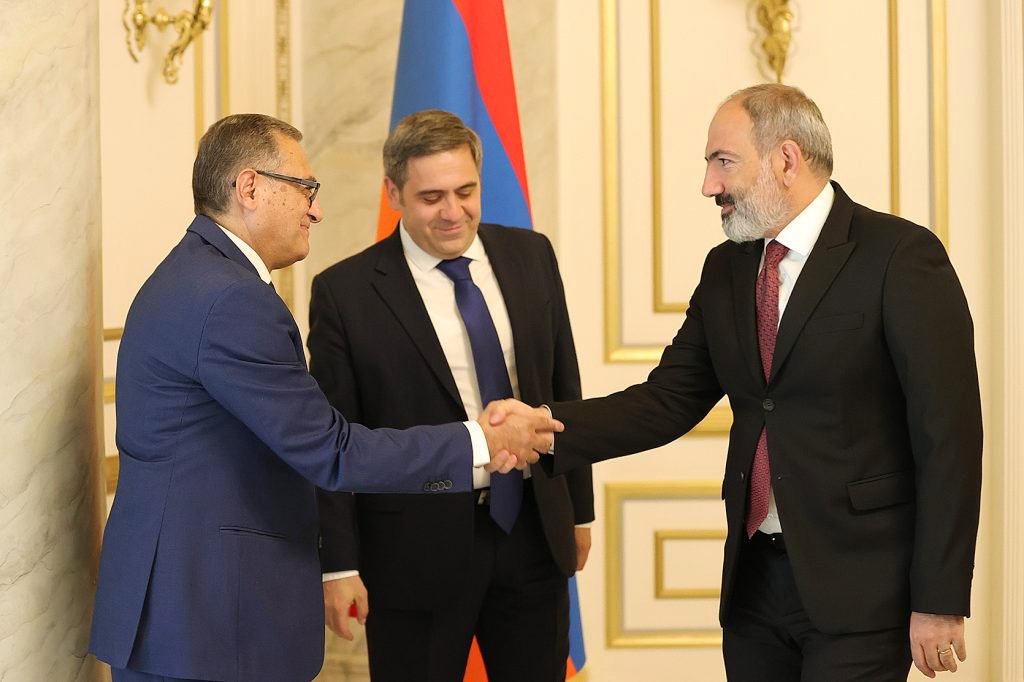 Նիկոլ Փաշինյանն ընդունել է Արմեն Մելիքբեկյանին և Արմեն Նիկողոսյանին