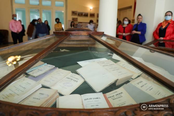 Ազգային գրադարանը ներկայացրեց Շուշիում հրատարակված գրքերն ու ամսագրերը