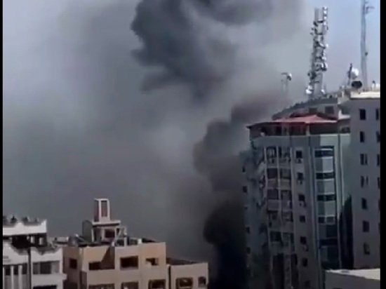 Համացանցում է հայտնվել Գազայի հատվածում ԶԼՄ-ների շենքի հրթիռակոծման տեսանյութը