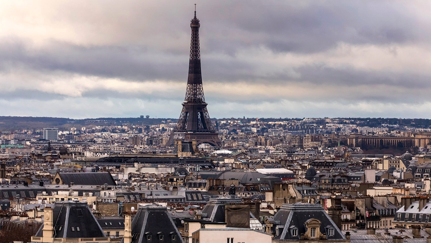 Բնիկ ֆրանսիացիները վտանգված են Փարիզի վարած քաղաքականության պատճառով
