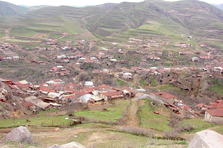 Նախօրեին ադրբեջանցի զինվորականները զենքով սպառնացել են հայ հովիվներին