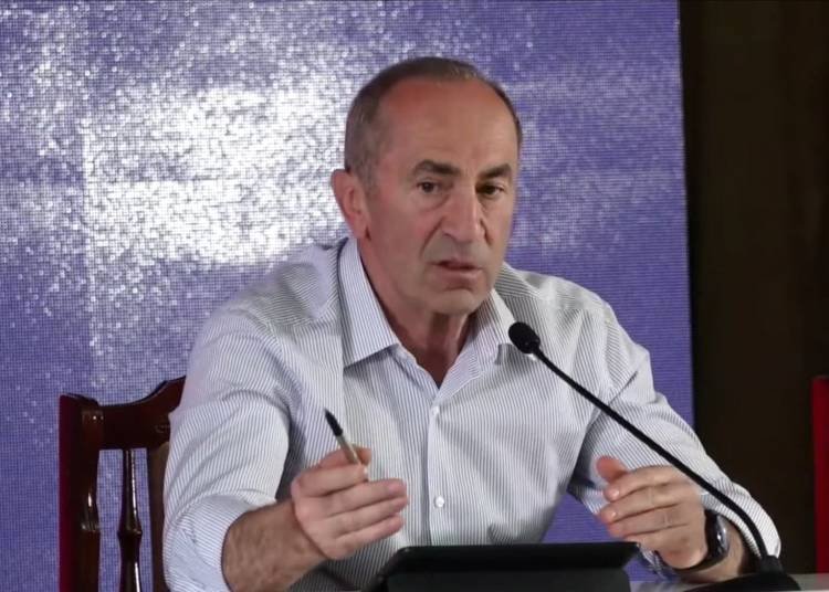 Մենք մուրճն օգտագործելու ենք շինարարության համար, երկիրը կառուցելու համար. Ռոբերտ Քոչարյան
