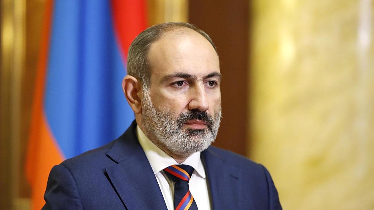 Նիկոլ Փաշինյանը ընտանիքի հետ մասնակցեց ընտրություններին․ տեսանյութ